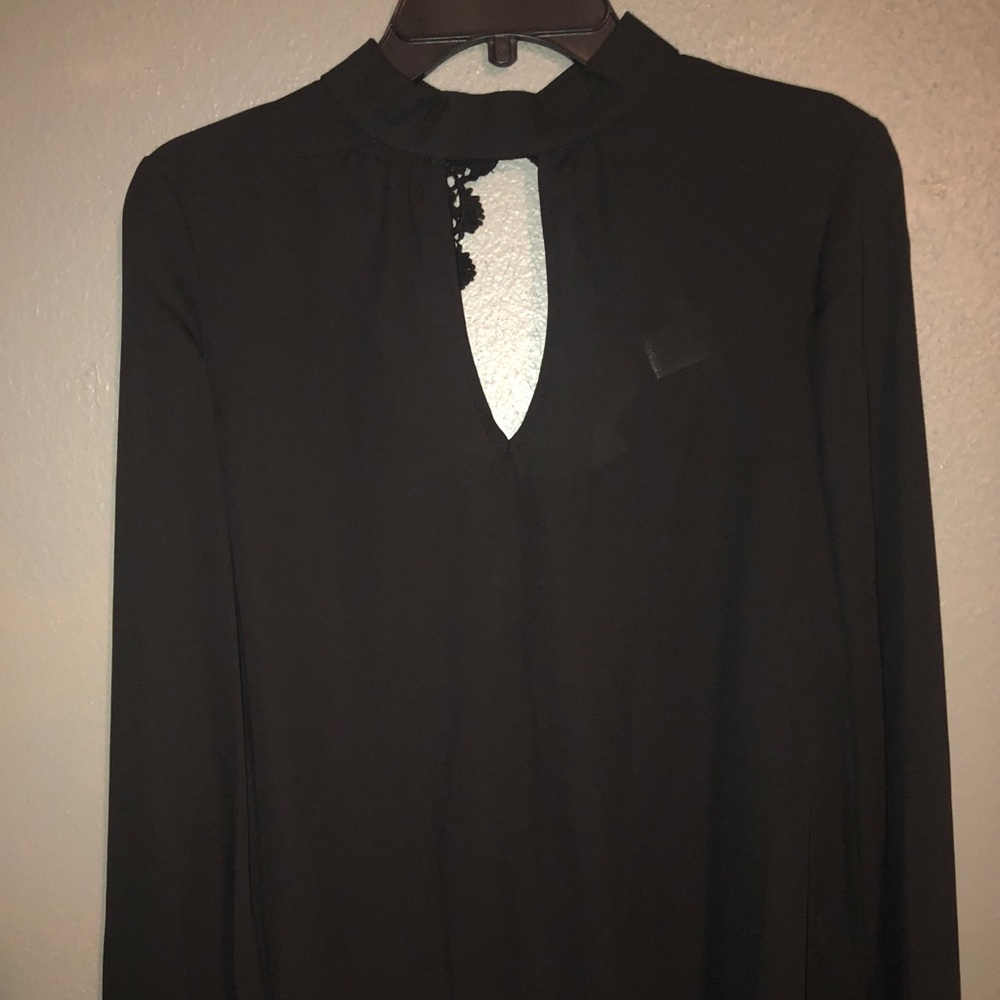 Long sleeve black top with lace detailing!